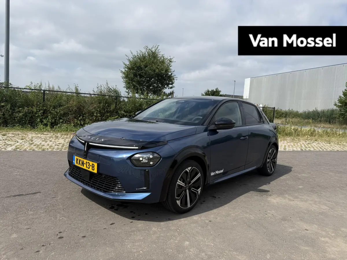 54 kWh | Demo | Voor + Achter Parkeercamera | Adaptive Cruisecontrol | S.A.L.A. Pro Met Navi |