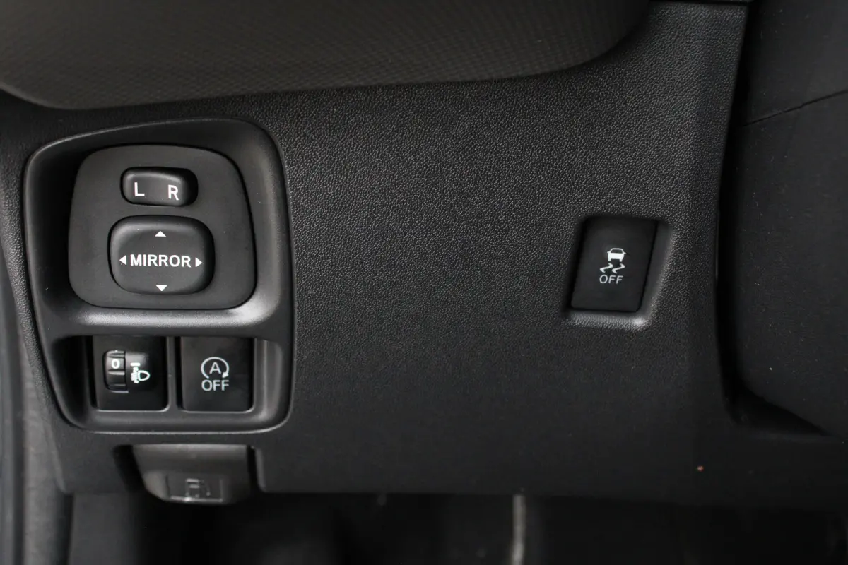 1.0 e-VTi Allure | Navi by app | Camera | Climate control | Apple carplay | Lichtmetaal | LED | Mistlampen |