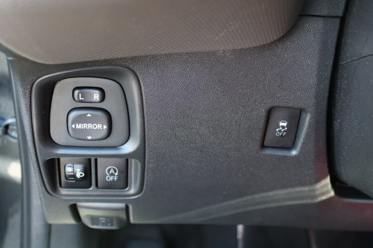 1.0 e-VTi Allure | Navi by app | Camera | Climate control | Lichtmetaal | Bluetooth |