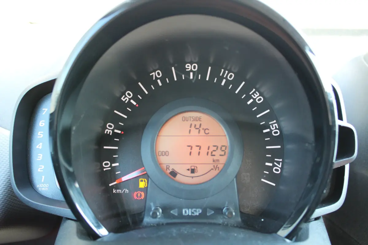 1.0 e-VTi Allure | Navi by app | Camera | Climate control | Lichtmetaal | Bluetooth |
