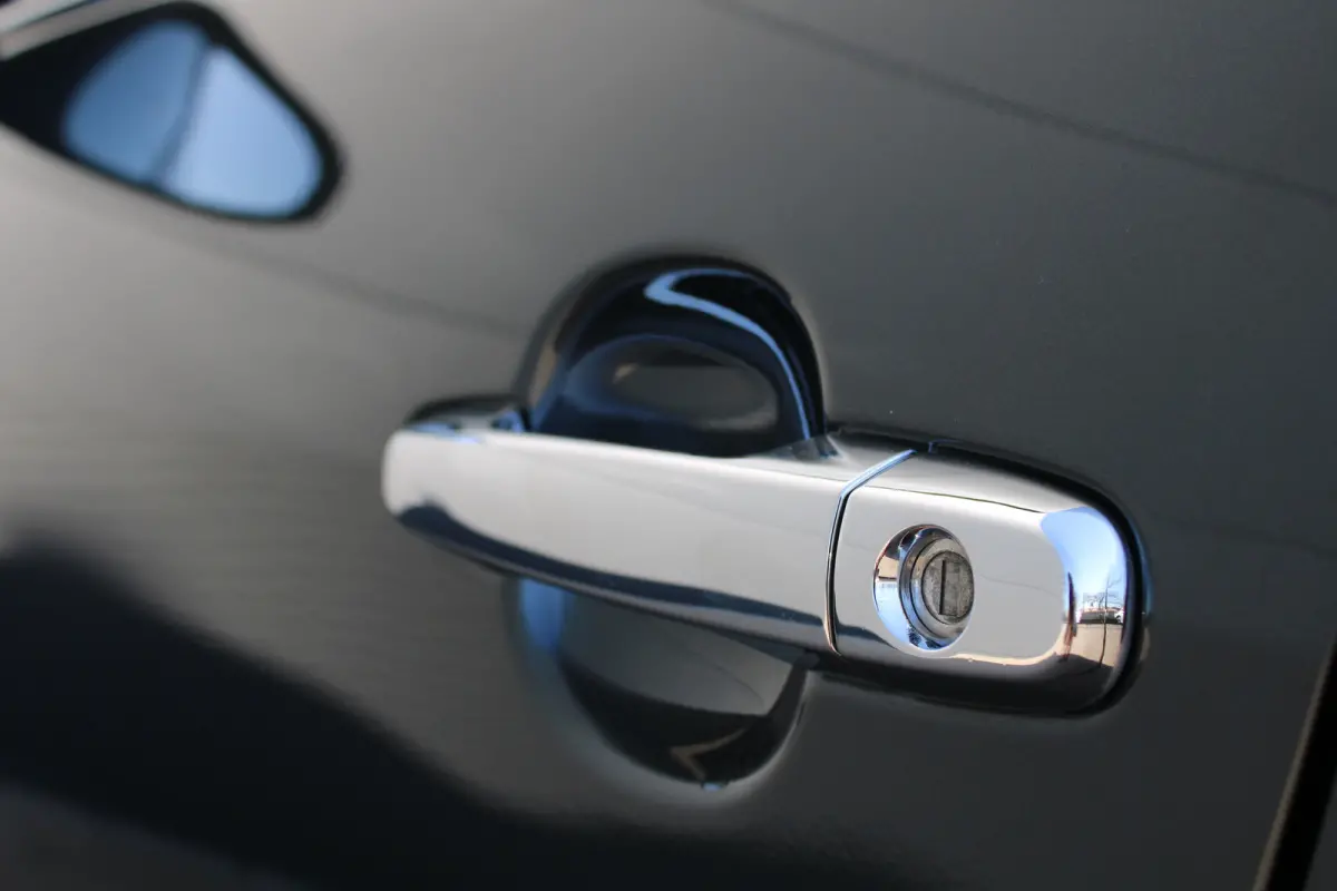 1.0 e-VTi Allure | Navi by app | Camera | Climate control | Lichtmetaal | Bluetooth |