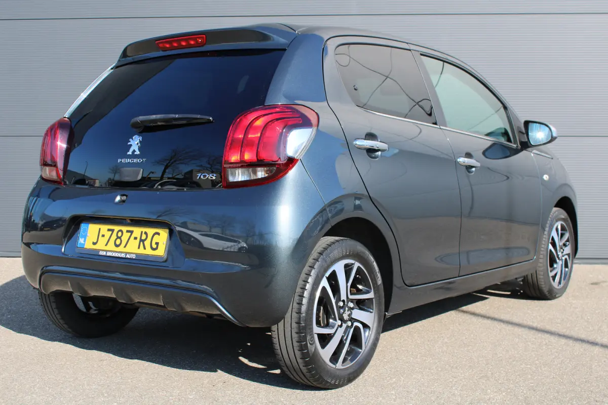 1.0 e-VTi Allure | Navi by app | Camera | Climate control | Lichtmetaal | Bluetooth |