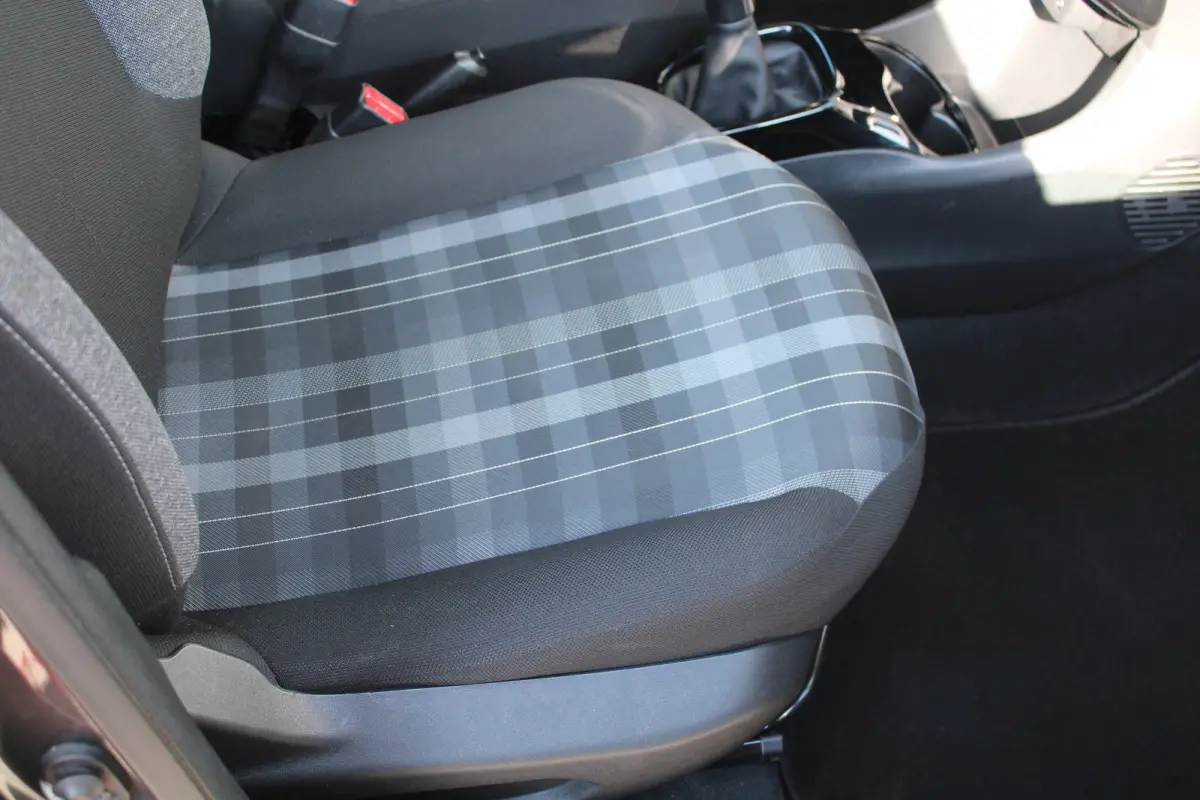 1.0 e-VTi Allure | Navi by app | Camera | Climate control | Lichtmetaal | Bluetooth |