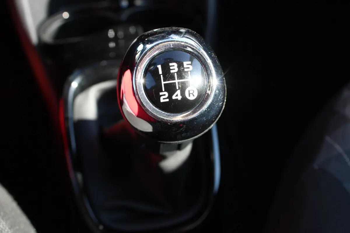 1.0 e-VTi Allure | Navi by app | Camera | Climate control | Lichtmetaal | Bluetooth |