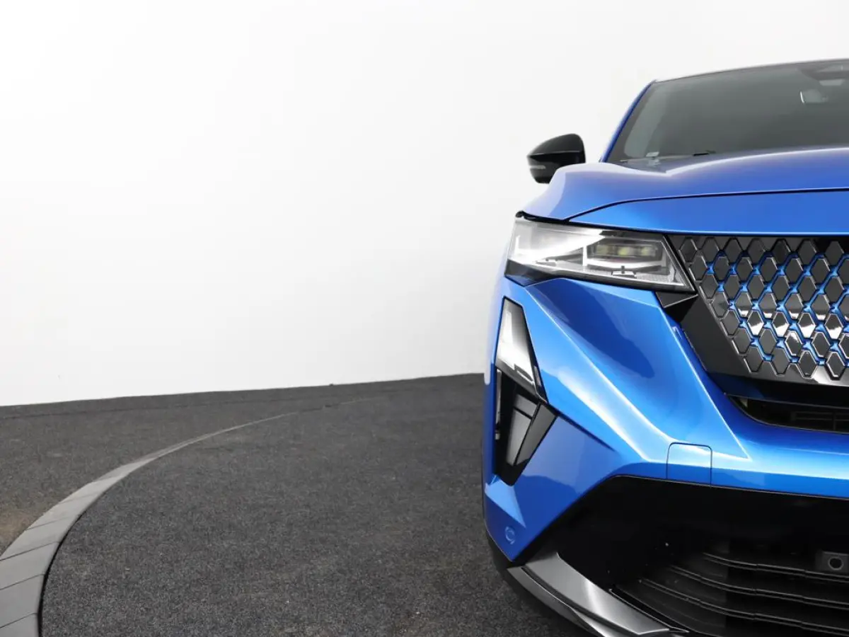 esprit Alpine full hybrid E-Tech 200 | Pack privilège | Pack light & sound | Pack Élysée