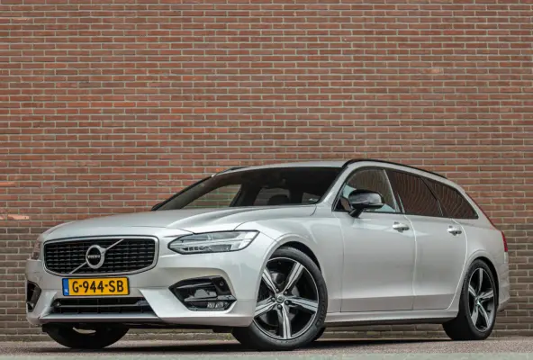 T4 R-Design, Origineel NL, Stoelkoeling, Polestar, Nappaleder, BLIS, Trekhaak, DAB+, Massage, Keyless.