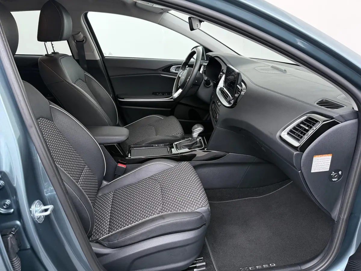 1.6 GDi PHEV DynamicPlusLine | Adaptieve Cruise | Stoel- & Stuurverwarming | Camera |