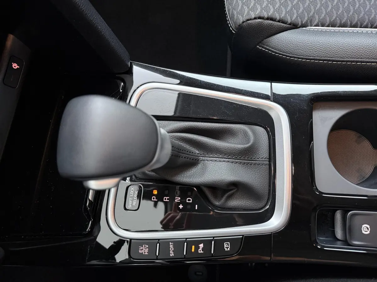 1.6 GDi PHEV DynamicPlusLine | Adaptieve Cruise | Stoel- & Stuurverwarming | Camera |