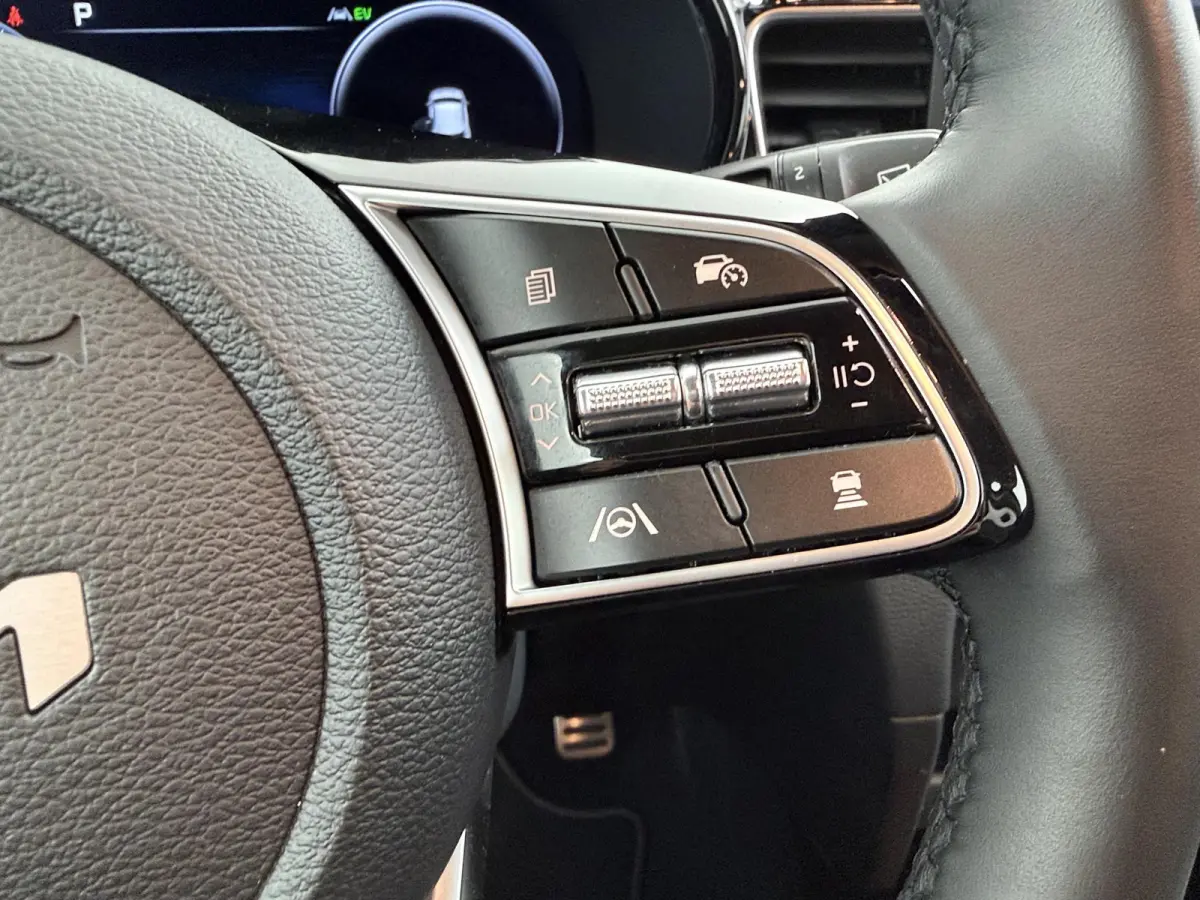 1.6 GDi PHEV DynamicPlusLine | Adaptieve Cruise | Stoel- & Stuurverwarming | Camera |