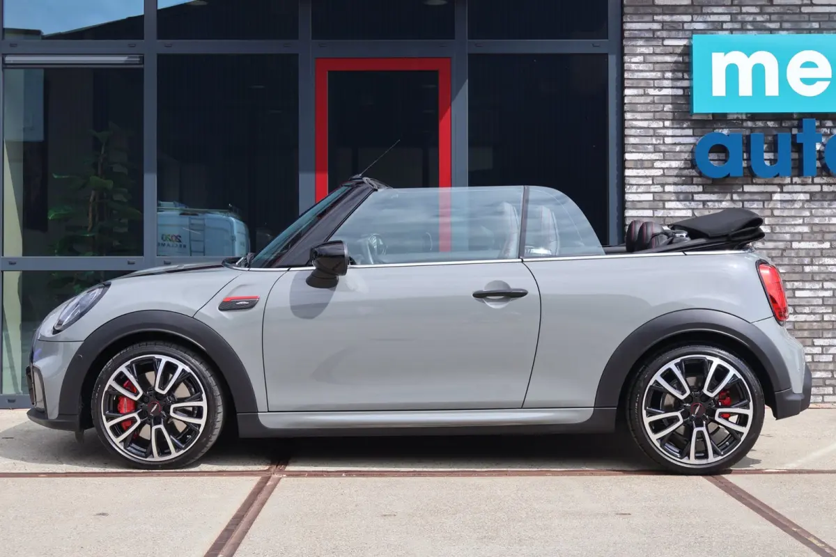 2.0 231pk John Works JCW VOL! HUD l H/K l SCHAALSTOELEN l CAMERA l KEYLESS l ADAPT.CRUISE l CARPLAY l SFEER