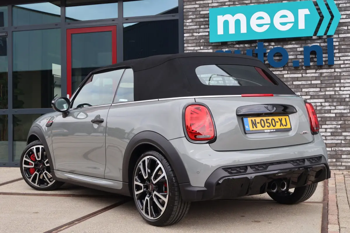 2.0 231pk John Works JCW VOL! HUD l H/K l SCHAALSTOELEN l CAMERA l KEYLESS l ADAPT.CRUISE l CARPLAY l SFEER