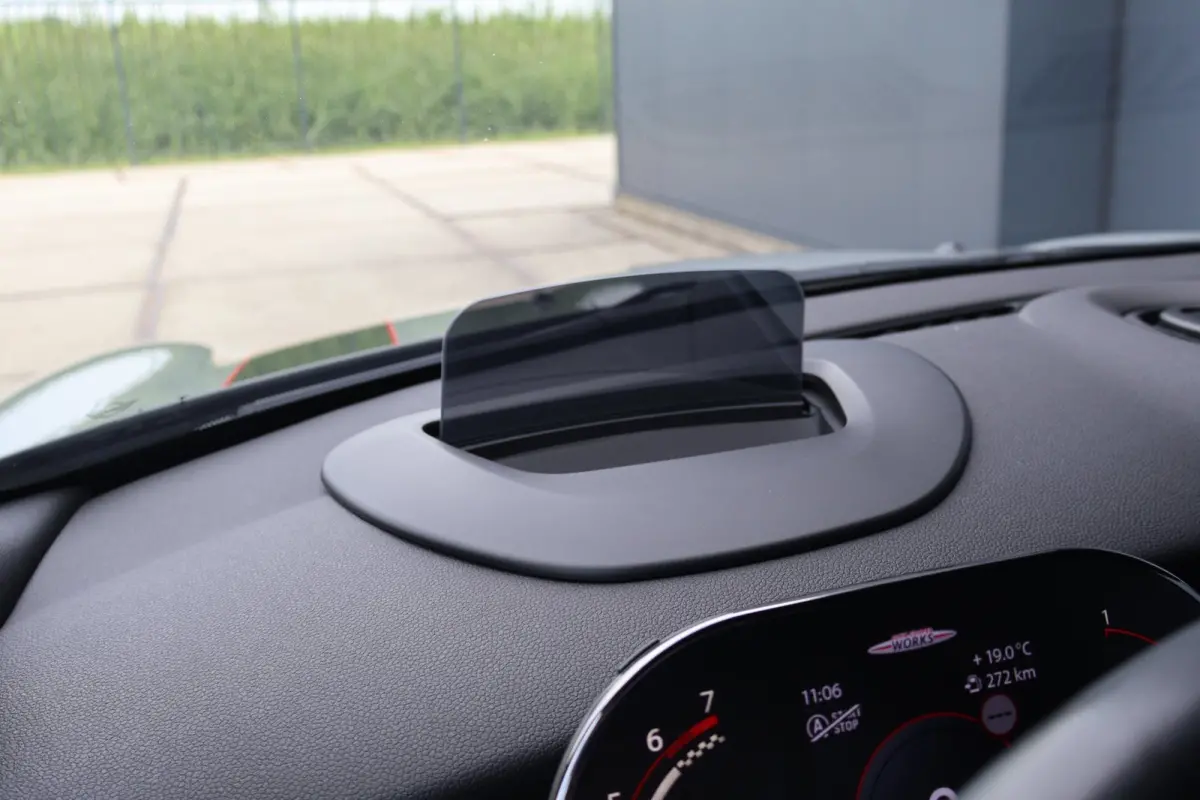 2.0 231pk John Works JCW VOL! HUD l H/K l SCHAALSTOELEN l CAMERA l KEYLESS l ADAPT.CRUISE l CARPLAY l SFEER