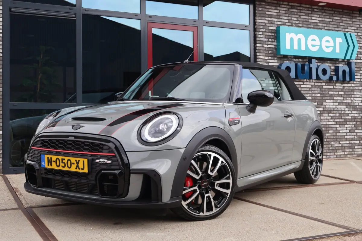 2.0 231pk John Works JCW VOL! HUD l H/K l SCHAALSTOELEN l CAMERA l KEYLESS l ADAPT.CRUISE l CARPLAY l SFEER