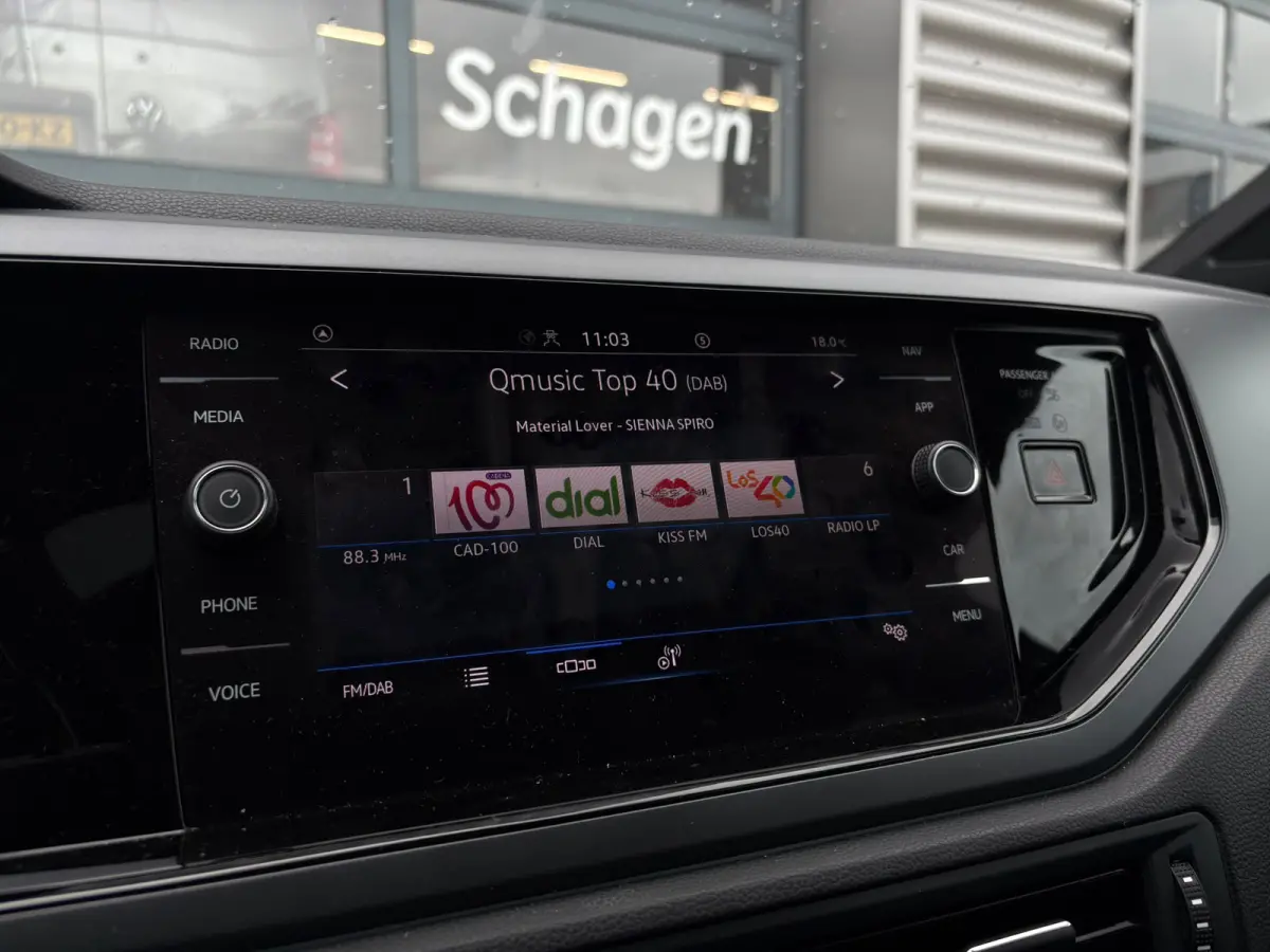 1.0 TSI 95 pk R-Line Business | Panoramadak | Achteruitrijcamera | Apple carplay |