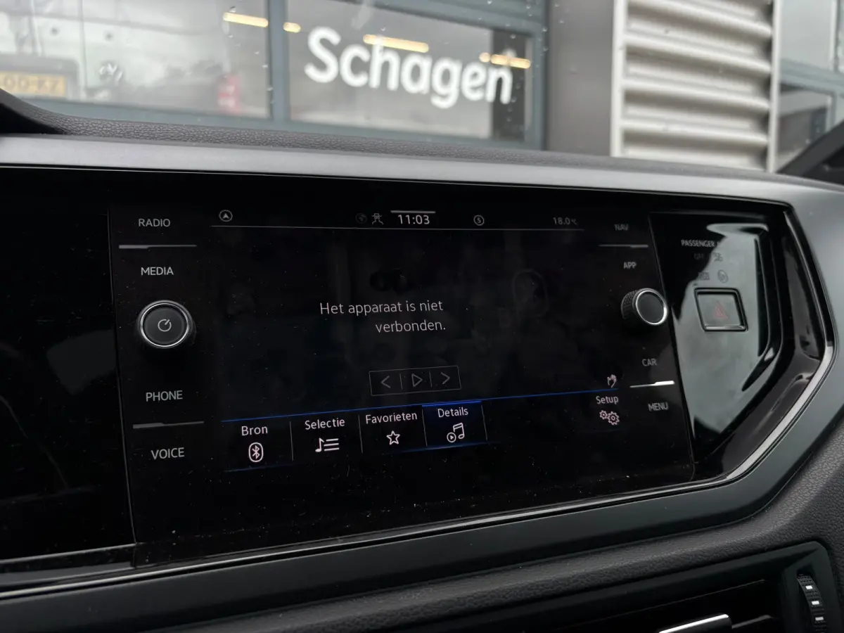 1.0 TSI 95 pk R-Line Business | Panoramadak | Achteruitrijcamera | Apple carplay |