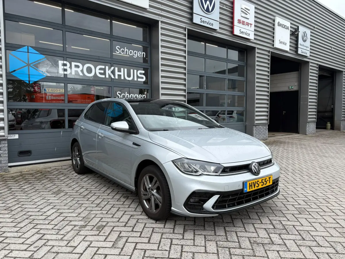 1.0 TSI 95 pk R-Line Business | Panoramadak | Achteruitrijcamera | Apple carplay |
