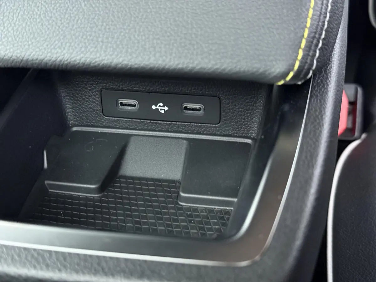 EV87 long range techno | Pack advanced driving assist & augmented vision |