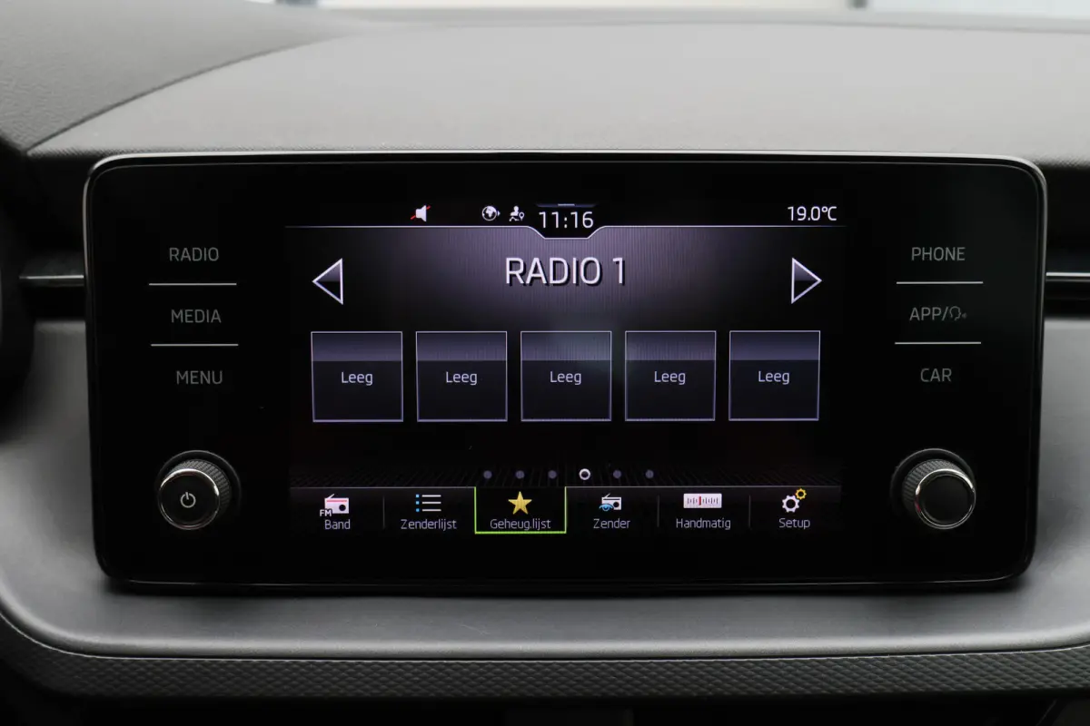 1.0 TSI Ambition Eerste Eigenaar, Airco, Cruise, Apple Carplay, Lane Assist, LED, PDC, 16''