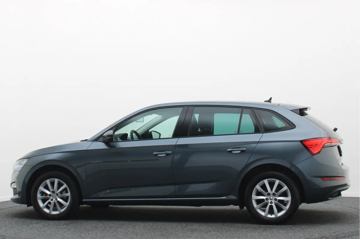 1.0 TSI Ambition Eerste Eigenaar, Airco, Cruise, Apple Carplay, Lane Assist, LED, PDC, 16''