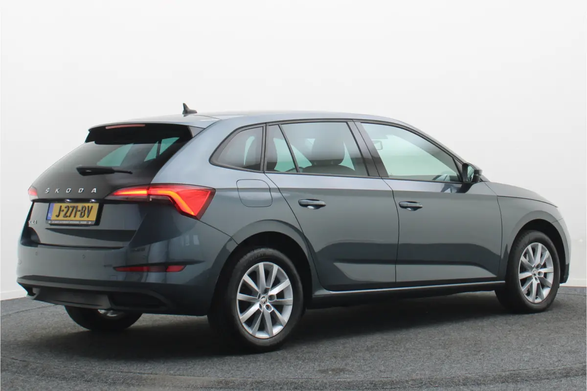 1.0 TSI Ambition Eerste Eigenaar, Airco, Cruise, Apple Carplay, Lane Assist, LED, PDC, 16''