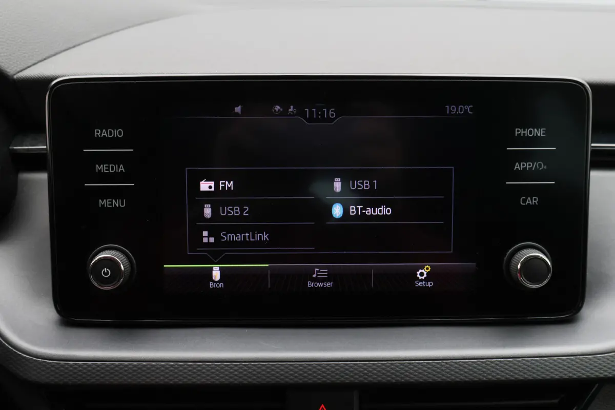1.0 TSI Ambition Eerste Eigenaar, Airco, Cruise, Apple Carplay, Lane Assist, LED, PDC, 16''