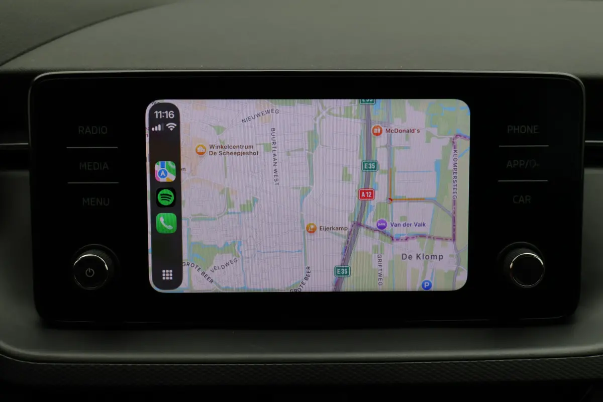 1.0 TSI Ambition Eerste Eigenaar, Airco, Cruise, Apple Carplay, Lane Assist, LED, PDC, 16''