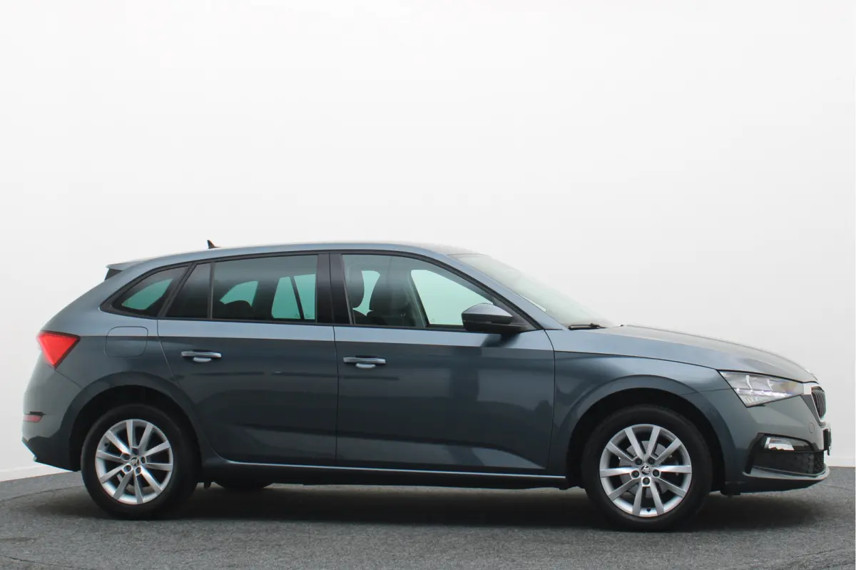 1.0 TSI Ambition Eerste Eigenaar, Airco, Cruise, Apple Carplay, Lane Assist, LED, PDC, 16''