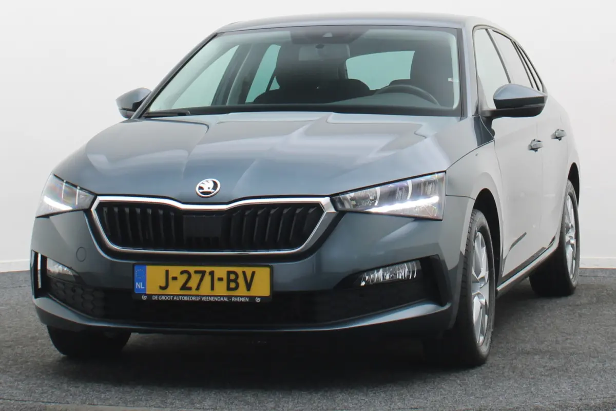 1.0 TSI Ambition Eerste Eigenaar, Airco, Cruise, Apple Carplay, Lane Assist, LED, PDC, 16''