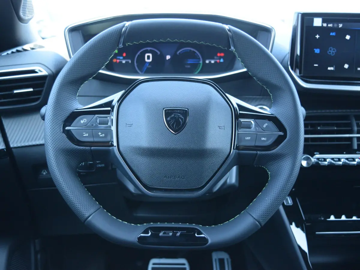 1.2 Hybrid 145 GT adaptive cruise control l 18 inch l 360 camera