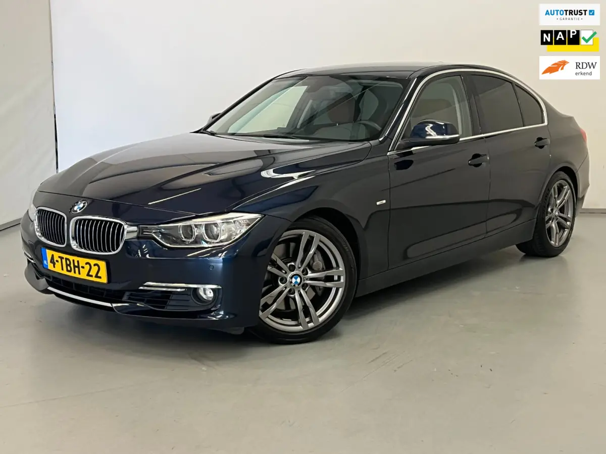335i High Executive / M-Sport / NL-auto / 18" LM