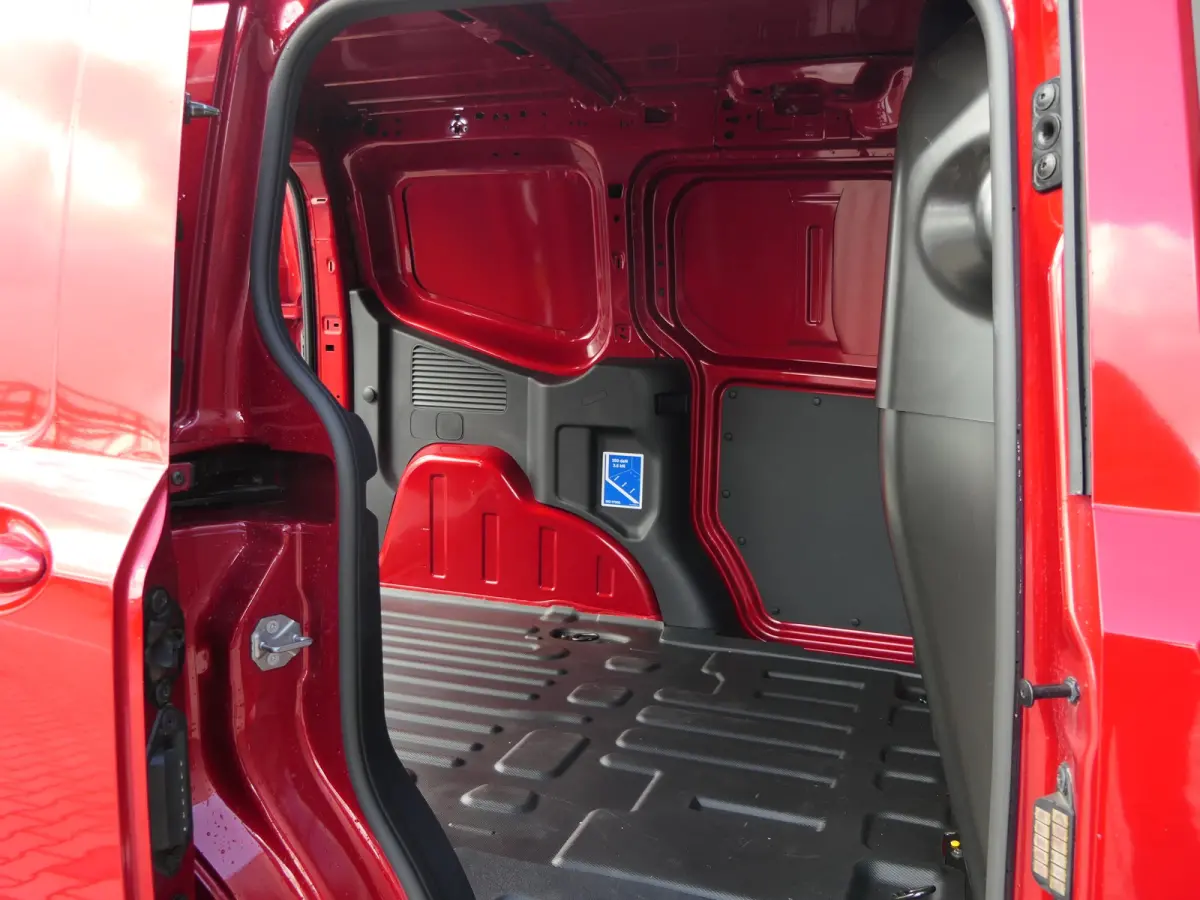 1.0 EcoBoost 125pk Limited | Benzine | Winterpack | Climate Control | Lichtmetalen Velgen | Schuifdeur | Camera | CarPlay/Android Auto