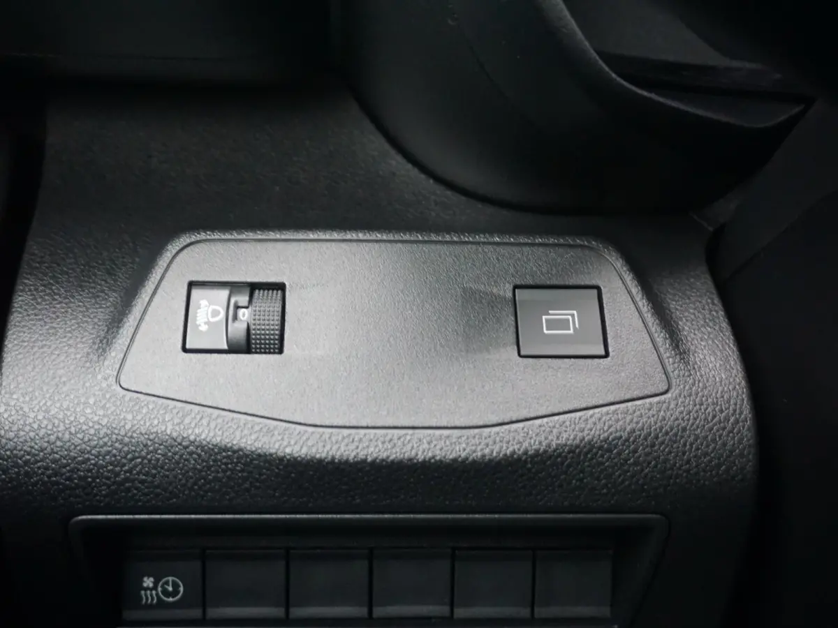 L1 50kWh | 0% rente | camera | Apple Carplay/Android Auto  | laadruimtebetimmering  | Comfort stoelen | rijklaarprijs