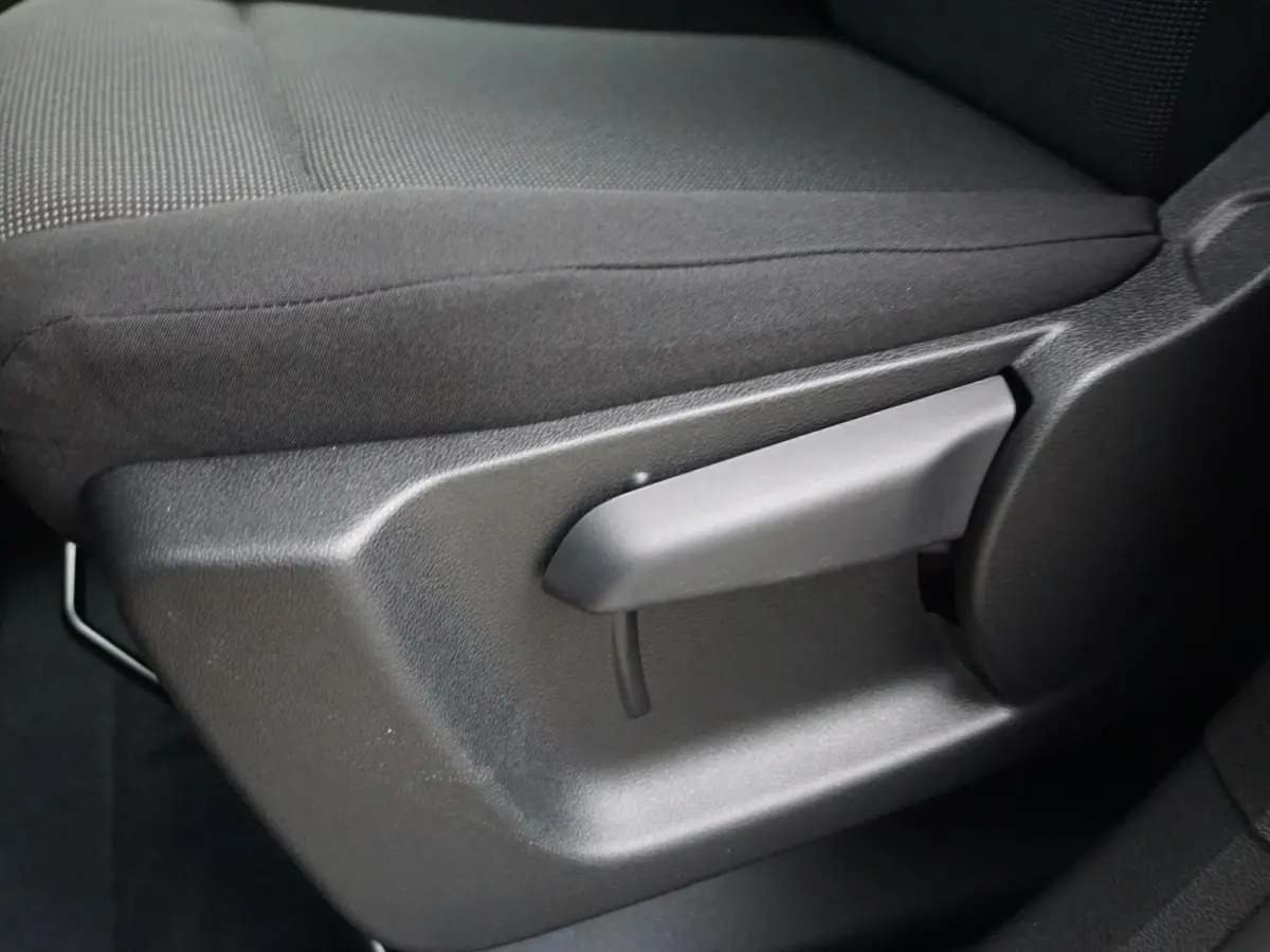 L1 50kWh | 0% rente | camera | Apple Carplay/Android Auto  | laadruimtebetimmering  | Comfort stoelen | rijklaarprijs