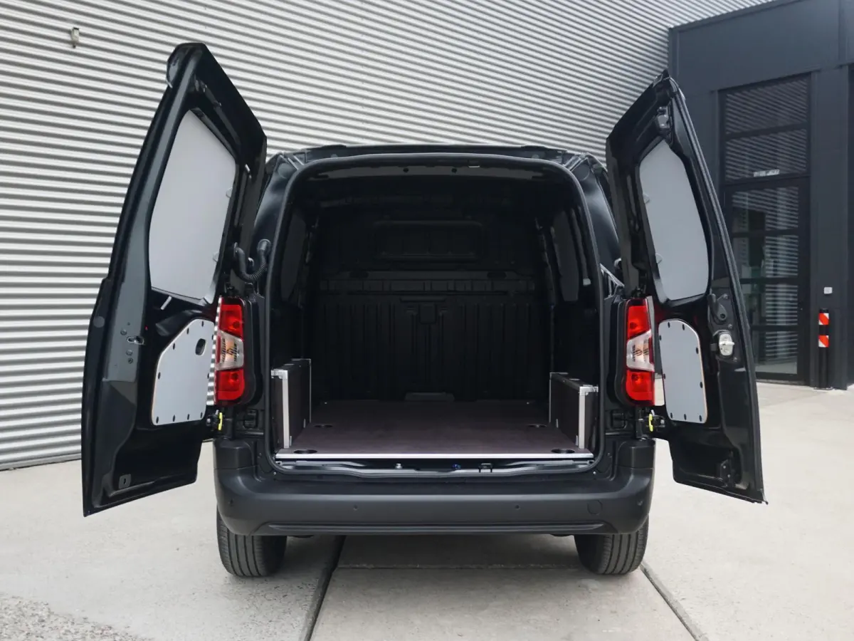 L1 50kWh | 0% rente | camera | Apple Carplay/Android Auto  | laadruimtebetimmering  | Comfort stoelen | rijklaarprijs