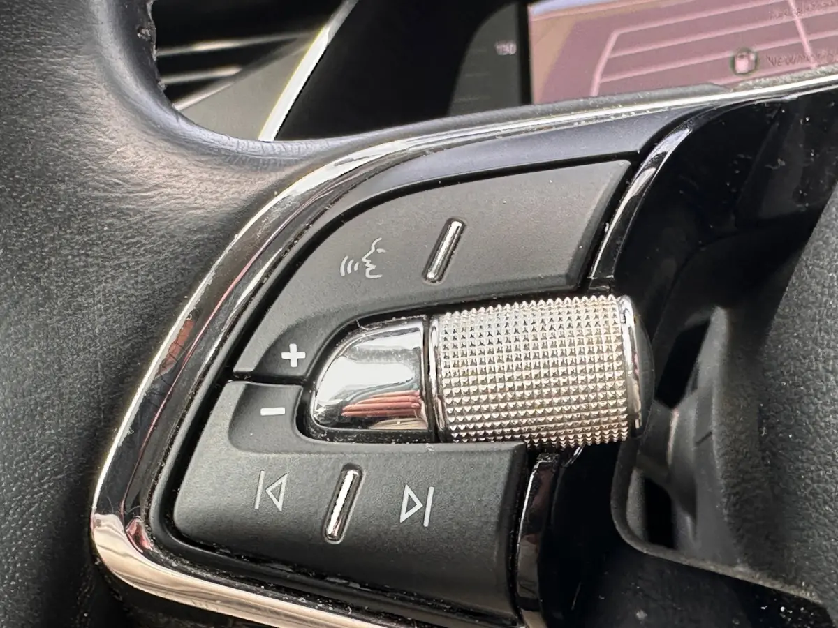 1.0 TSI Business Edition Virtual Trekhaak