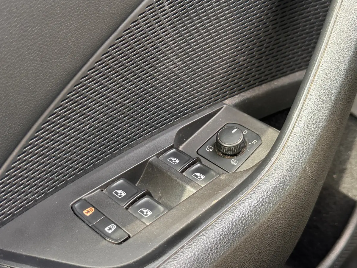 1.0 TSI Business Edition Virtual Trekhaak