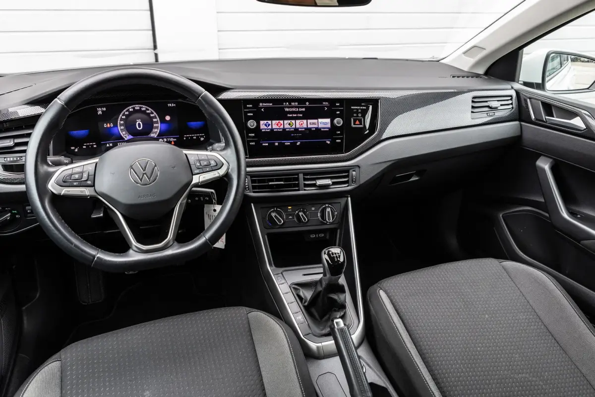 1.0 TSI 95pk Life | Navigatie | App Connect | Parkeersensoren | Cruise Control