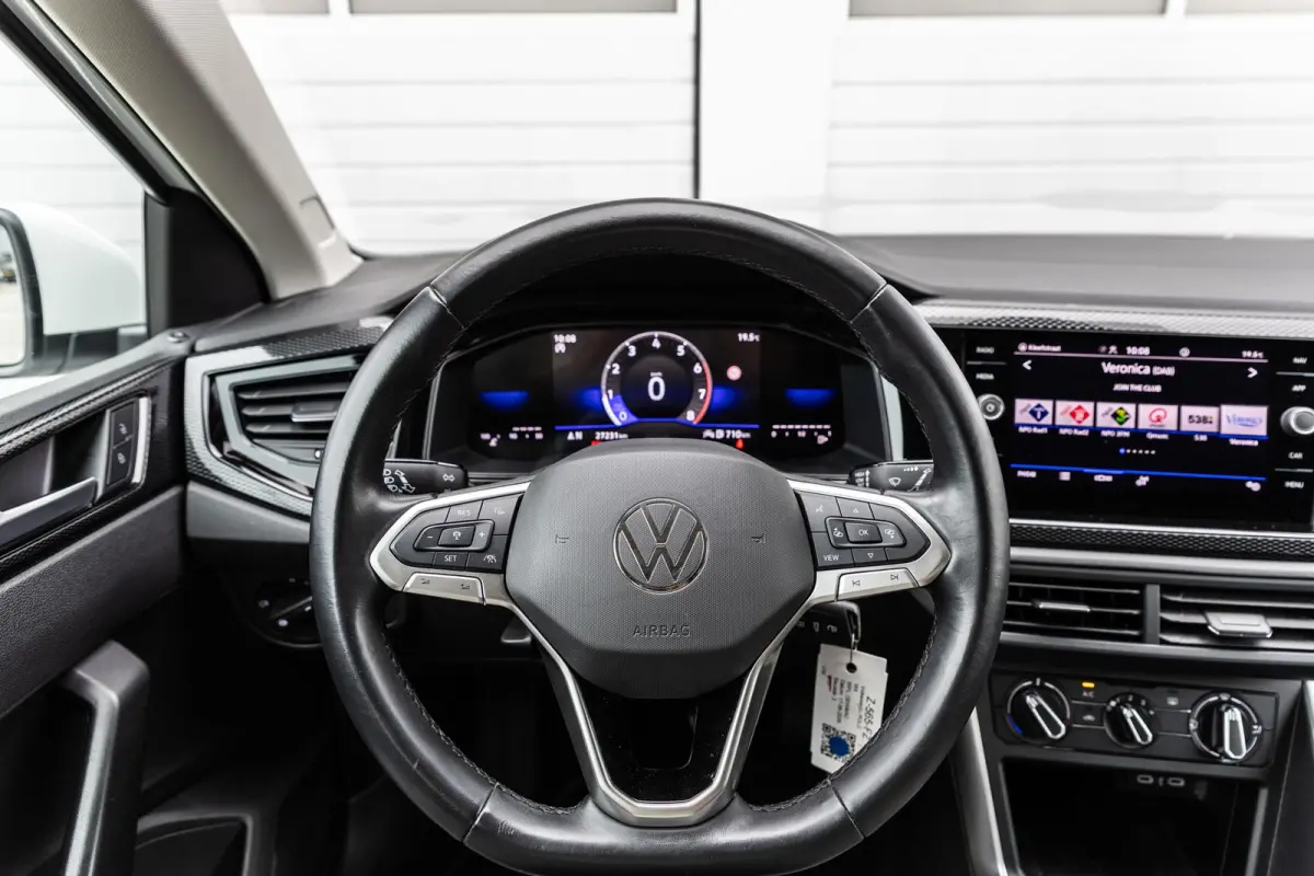 1.0 TSI 95pk Life | Navigatie | App Connect | Parkeersensoren | Cruise Control
