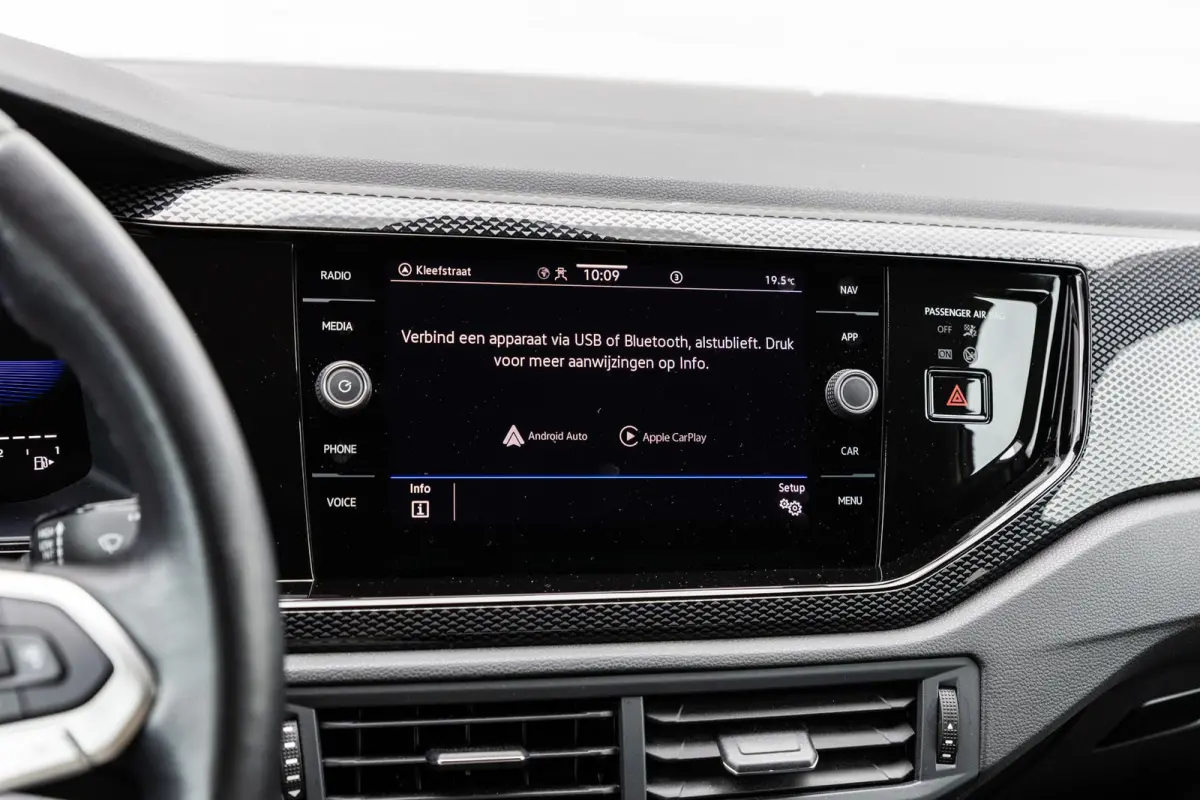1.0 TSI 95pk Life | Navigatie | App Connect | Parkeersensoren | Cruise Control