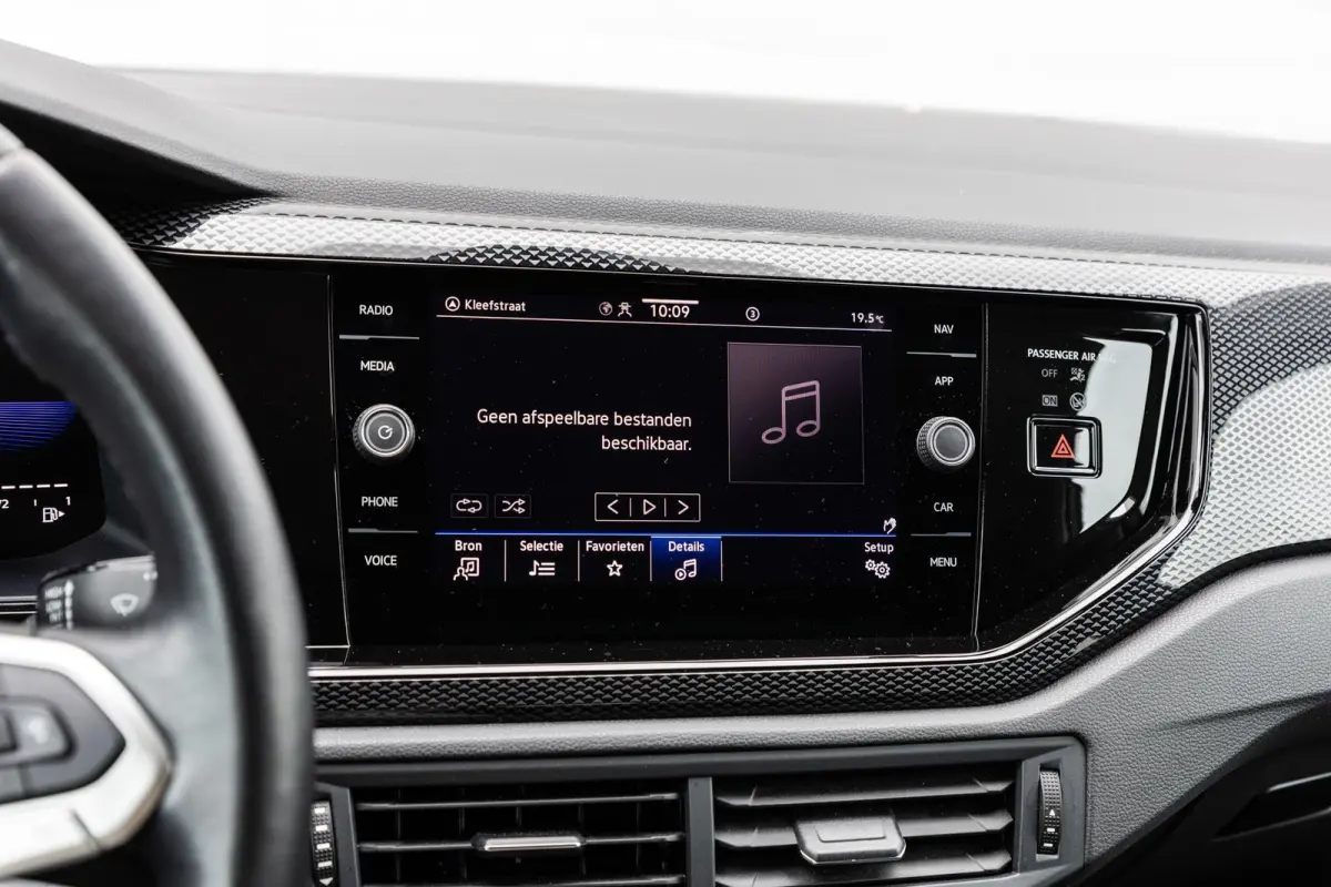 1.0 TSI 95pk Life | Navigatie | App Connect | Parkeersensoren | Cruise Control