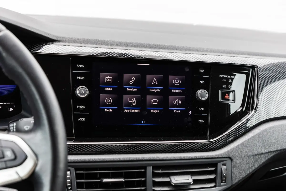 1.0 TSI 95pk Life | Navigatie | App Connect | Parkeersensoren | Cruise Control