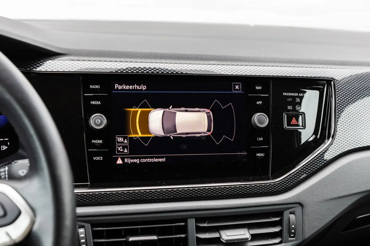 1.0 TSI 95pk Life | Navigatie | App Connect | Parkeersensoren | Cruise Control