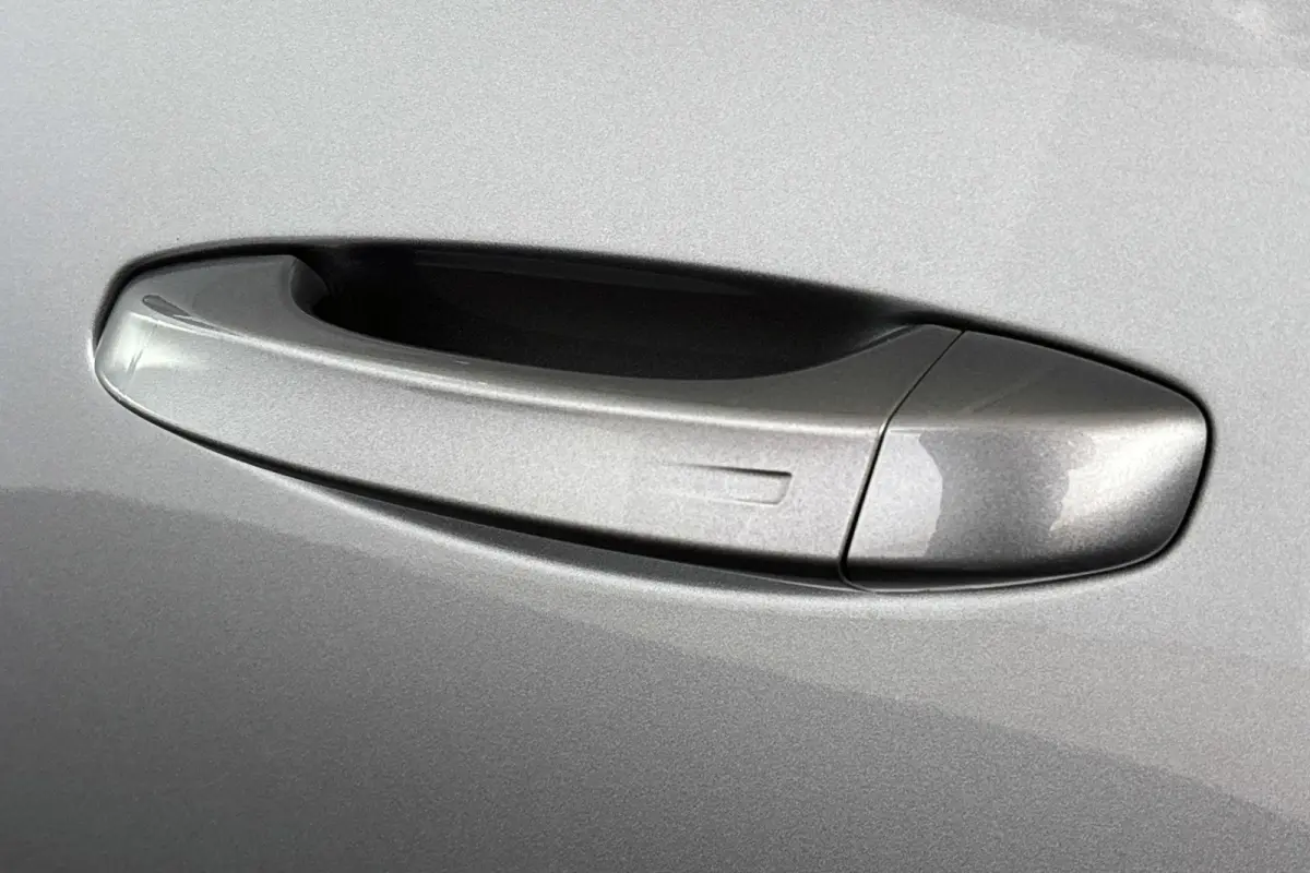 1.6 plug-in Hybrid 195 Allure | Navi | Camera | Trekhaak | Voordeel |