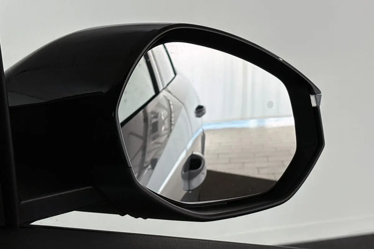 1.6 plug-in Hybrid 195 Allure | Navi | Camera | Trekhaak | Voordeel |