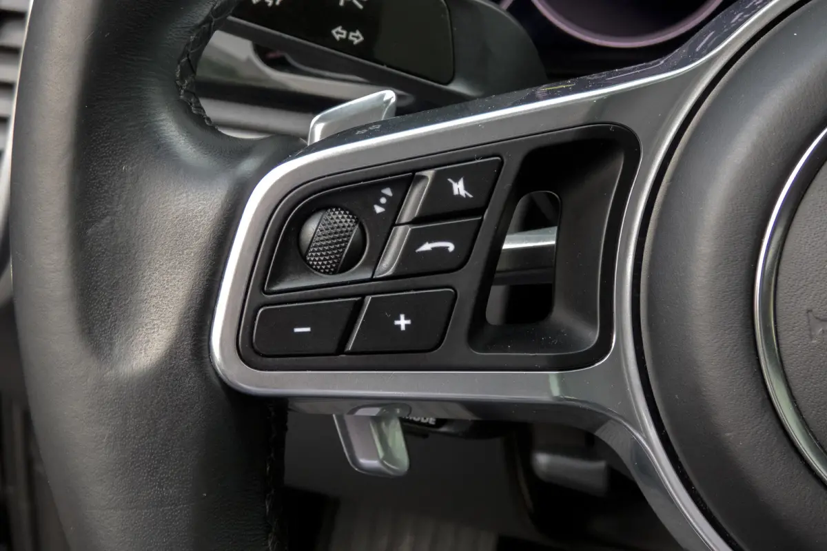 3.0 E-Hybrid Platinum Edition | Sport Chrono | Luchtvering | GTS Stoelen| 360° | BOSE | HUD | Elek. Trekhaak