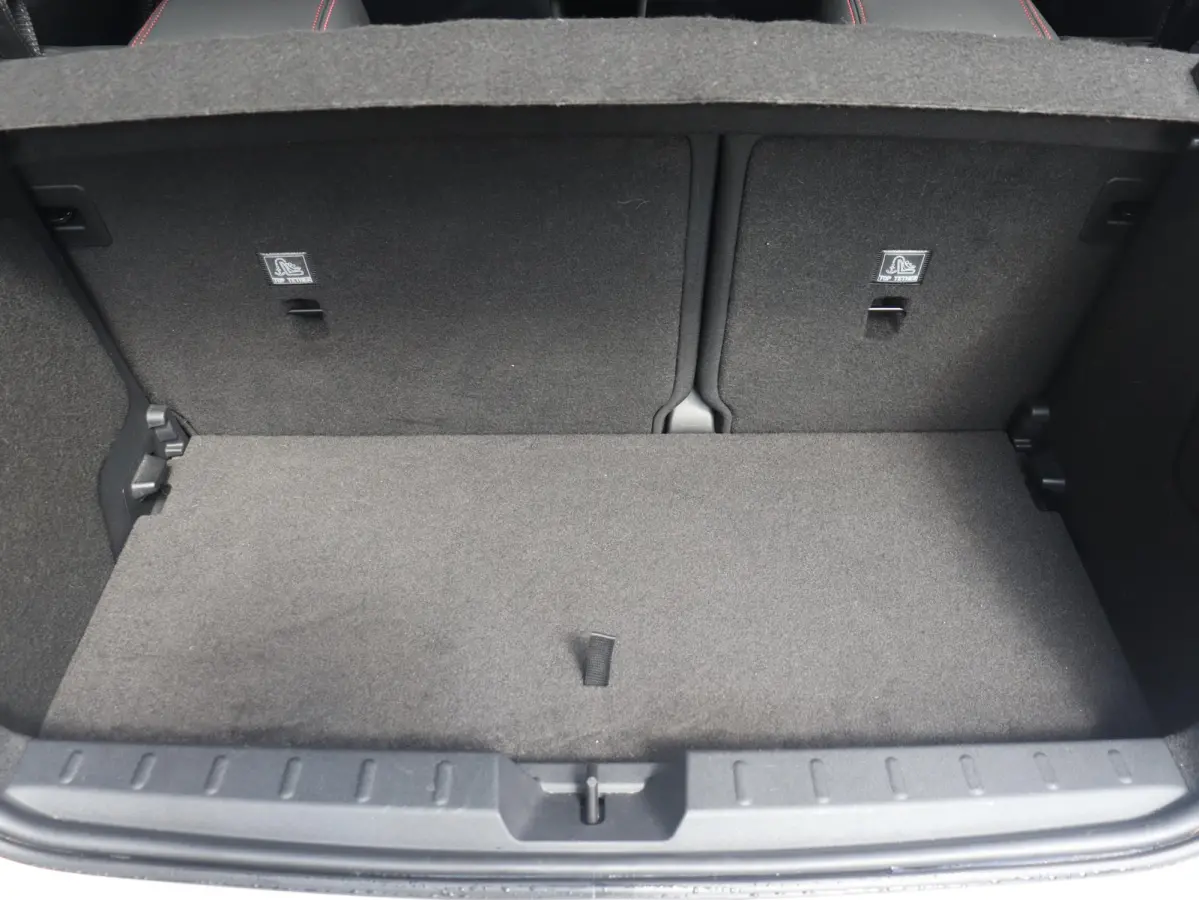 Cooper E | John Cooper Works + Pakket M + Panodak + Head-Up + Camera + Sportstoelen + Verwarmd Stuurwiel + Comfort Access + SOH 98% + 18" JCW Lap Spoke