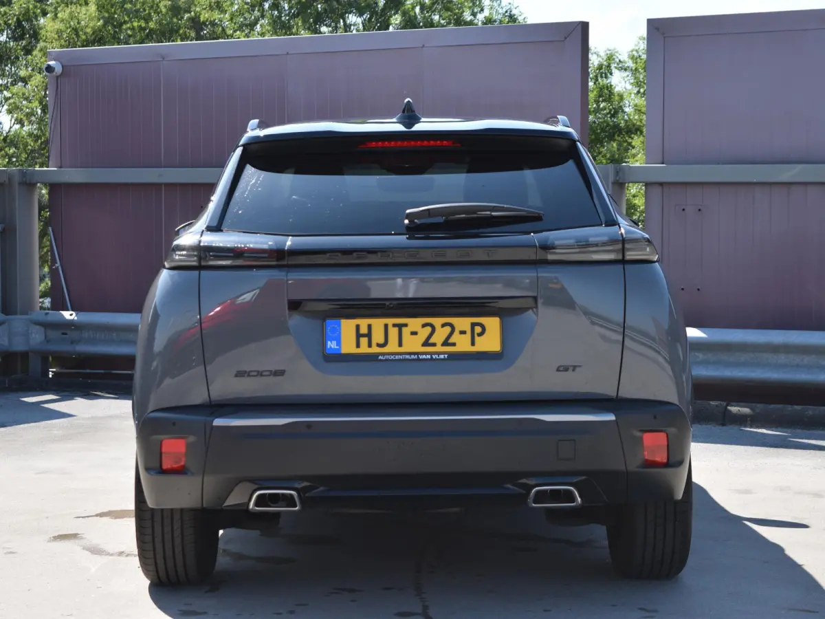 1.2 PureTech 130 GT 360 camera l Elektrische. Bestuurdersstoel l Navigatie
