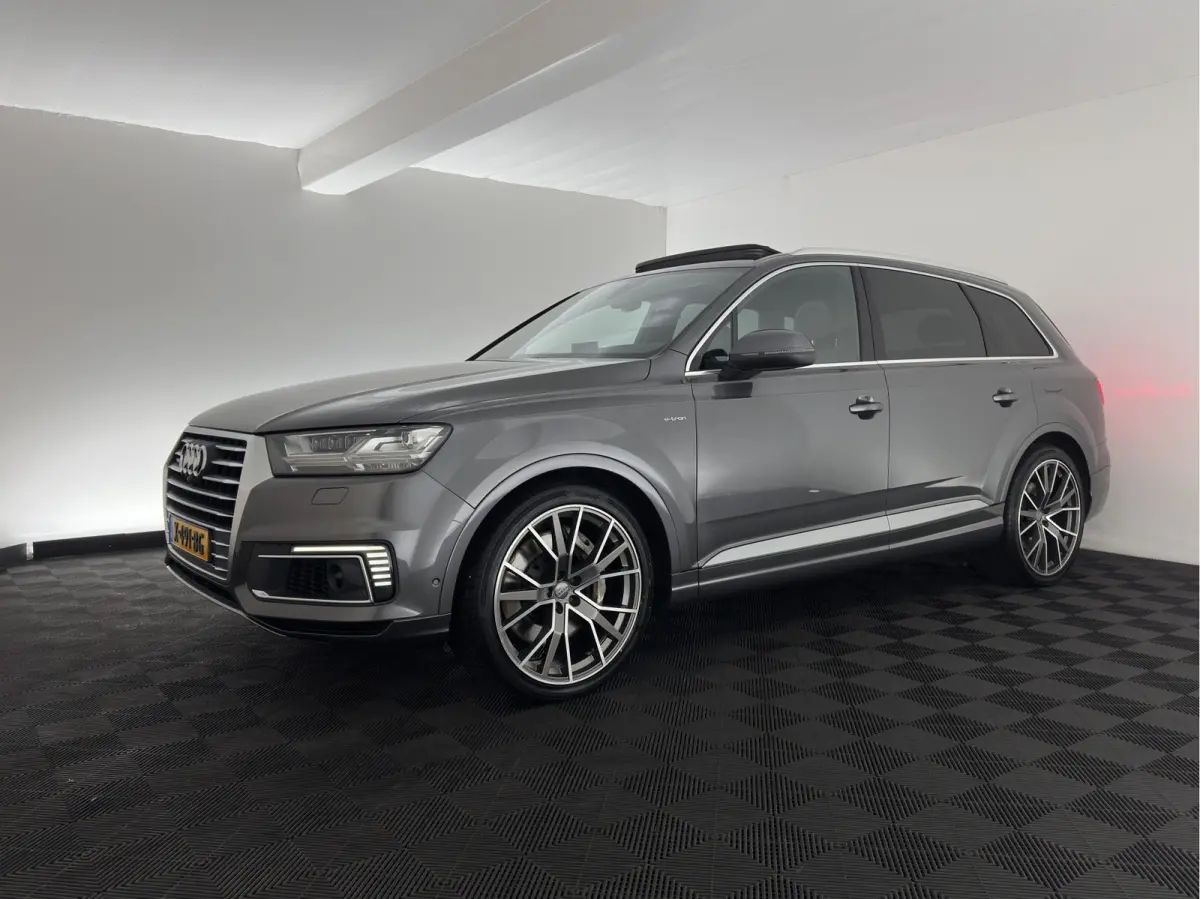 3.0 TDI e-tron Quattro Sport (Plug-in) *PANO | LEATHER | FULL-LED | MEMORY-PACK | BOSE-AUDIO | CAMERA | DIGI-COCKPIT | HEATED-COMFORTSEATS | NAVI-FULLMAP | AIRSUSPENSION | PRIVACY-GLASS | SH
