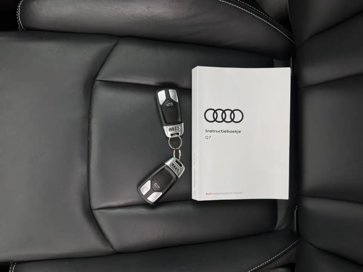 3.0 TDI e-tron Quattro Sport (Plug-in) *PANO | LEATHER | FULL-LED | MEMORY-PACK | BOSE-AUDIO | CAMERA | DIGI-COCKPIT | HEATED-COMFORTSEATS | NAVI-FULLMAP | AIRSUSPENSION | PRIVACY-GLASS | SH