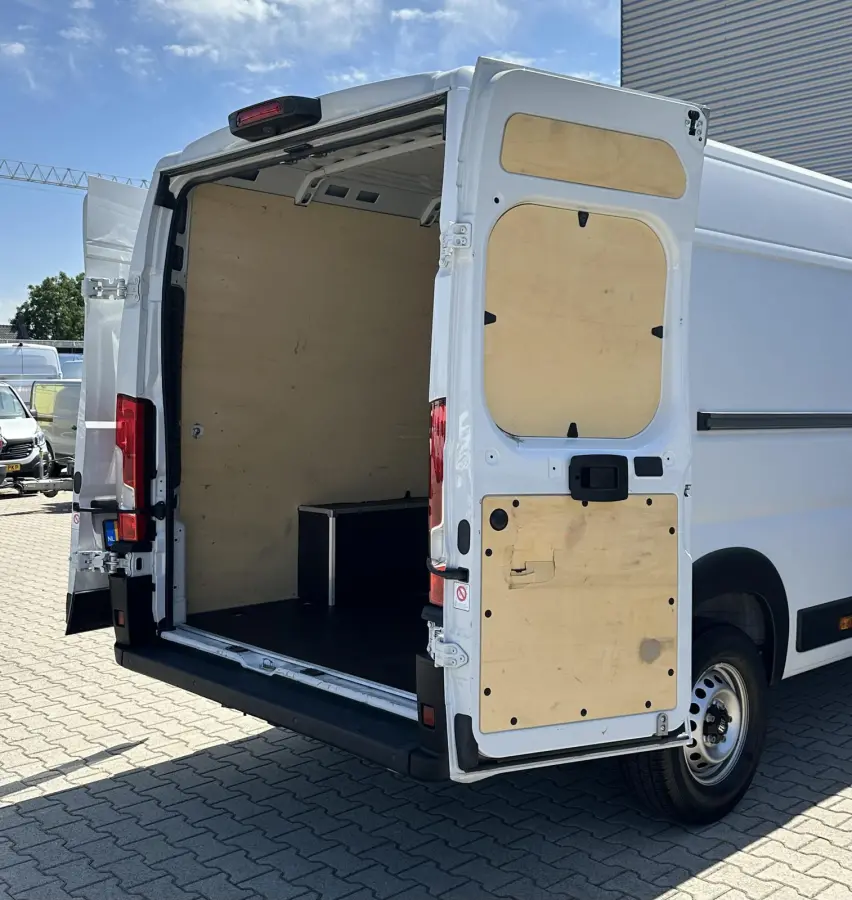 35H 140PK L4H2 Airco|Camera|Cruise NIEUW MODEL!